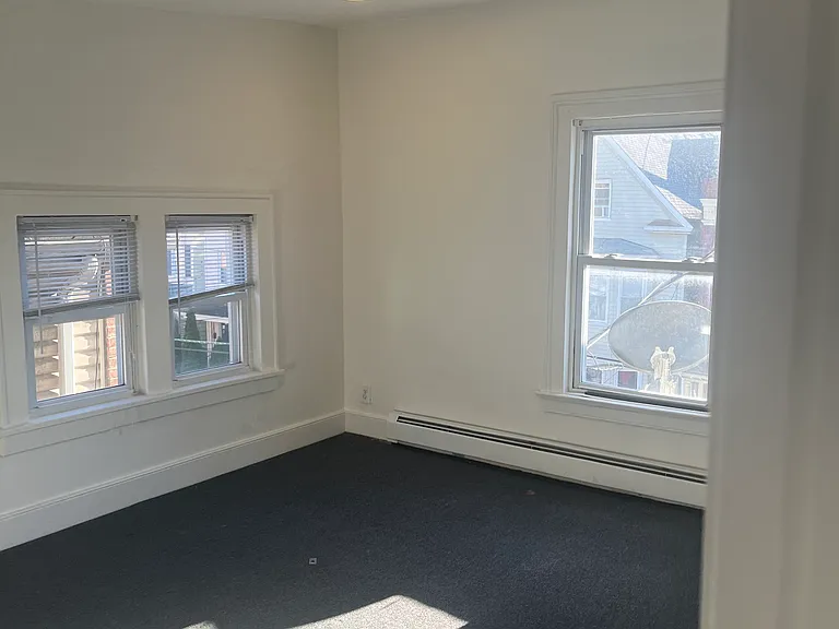 1117 Hampton Pl #2 — Photo 7