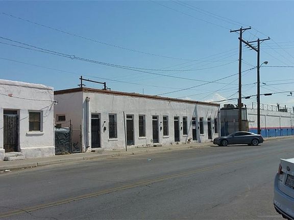 2nd image of 722 S Mesa St #8