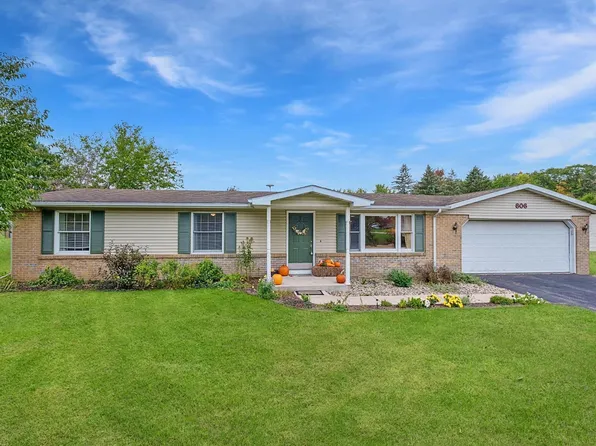 806 Charles Dr, Winona Lake, IN 46590