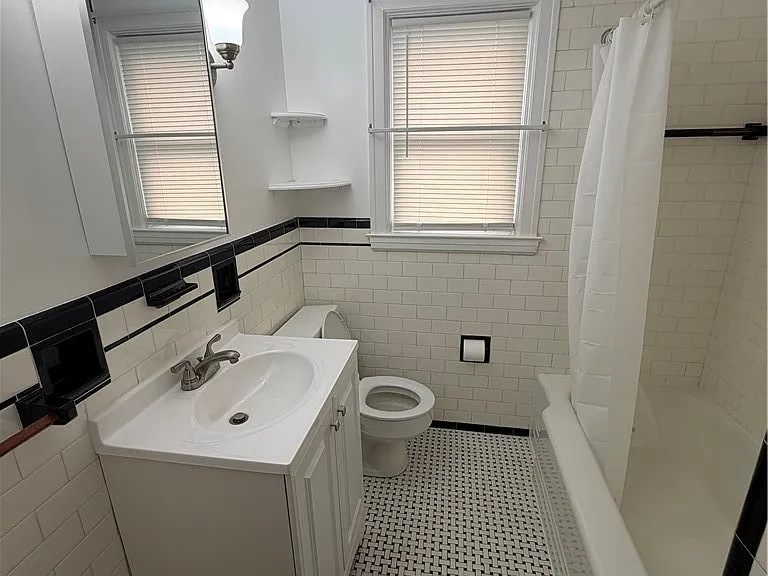 806 Cleveland Dr #UPPER — Photo 9