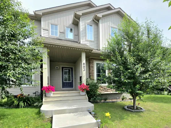 803 Secord Blvd NW, Edmonton, AB T5T 7K2