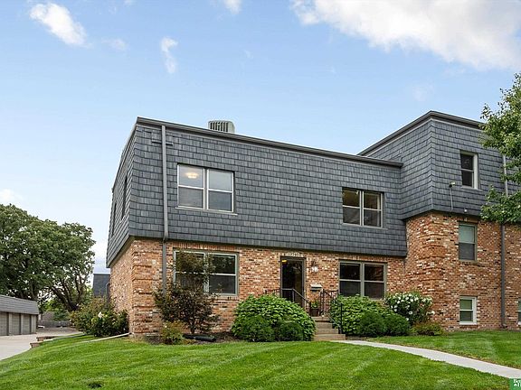2nd image of 12740 Deauville Dr #3-327