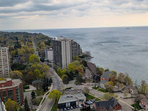 5th image of 2075 Lakeshore Rd #2106