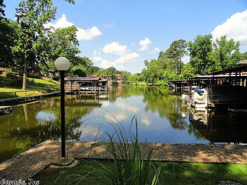 1st image of 2315 Lakeshore Dr