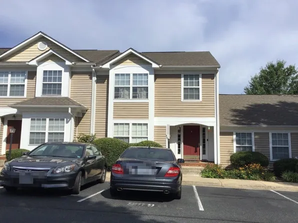 999 Riverrun Dr, Charlottesville, VA 22901
