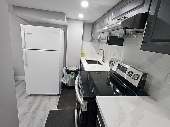 5th image of 294 Albright Rd #Basement