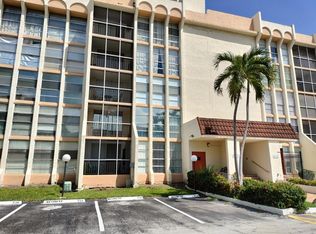 501 Three Islands Blvd APT 206, Hallandale, FL 33009