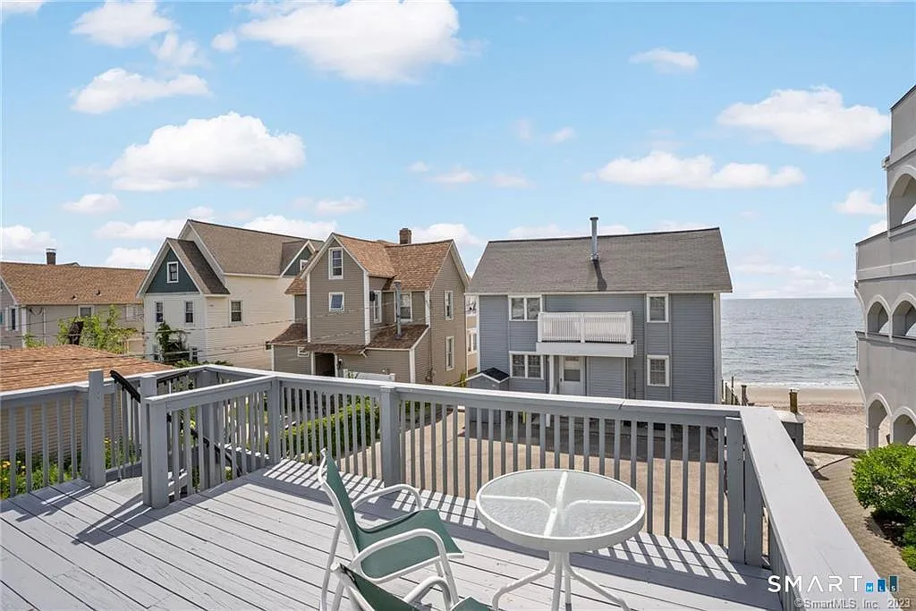 4 bed, 1.5 bath, 1404 sqft, $3,900 — Photo 2
