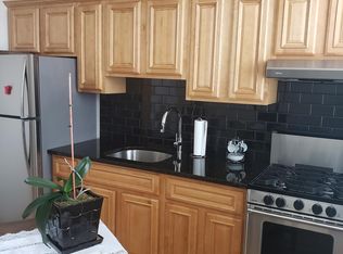 221 60th St #2, West New York, NJ 07093