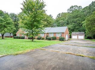 2010 Hickstead Rd, North Chesterfield, VA 23236