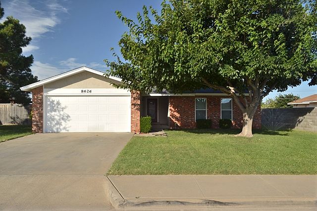 1st image of 8626 Holiday Dr