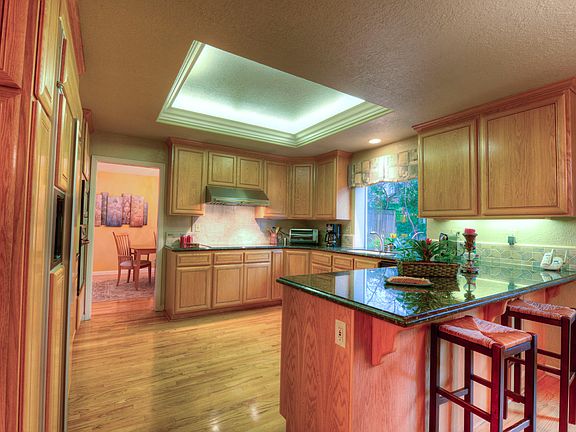 5th image of 1094 Caggiano Dr