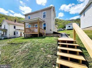 21323 Donna St SW, Westernport, MD 21562