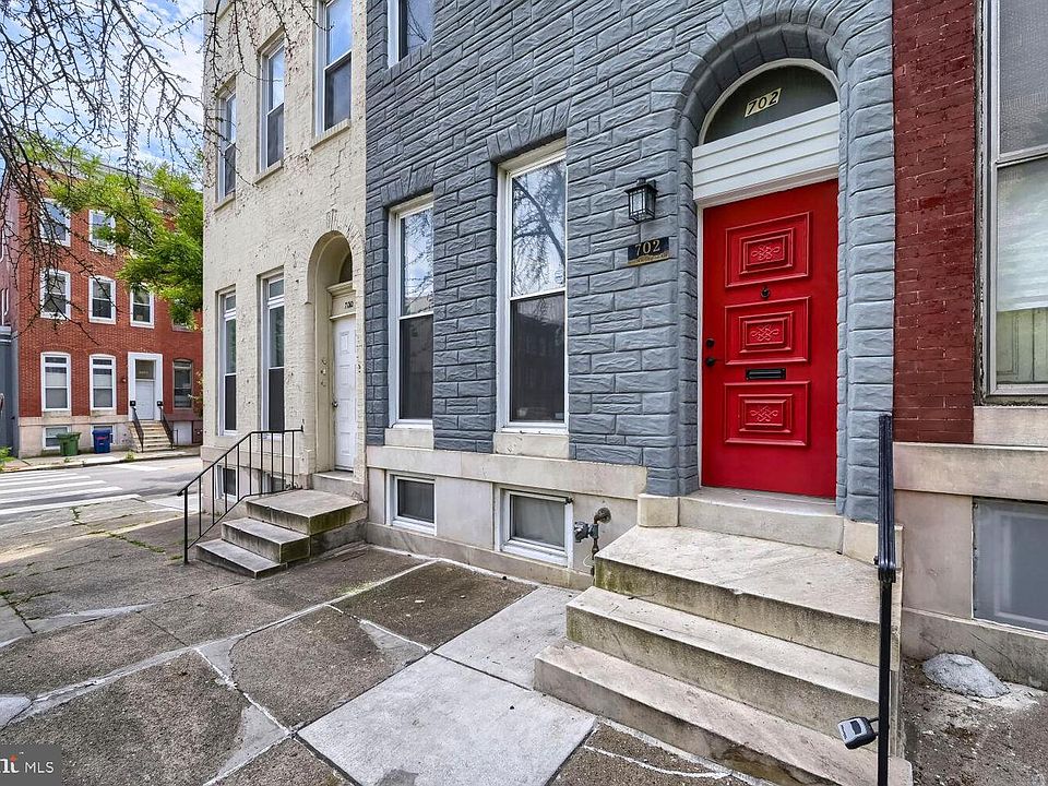 1st image of 702 N Arlington Ave