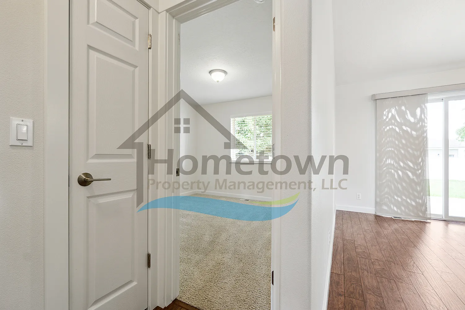 3 bed, 1392 sqft, $2,400 — Photo 3
