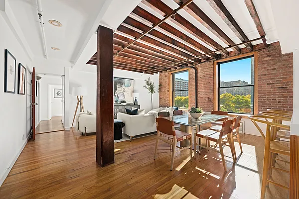 Sold by Compass | media 1