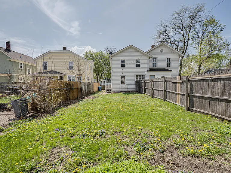371 Cedar St — Photo 22
