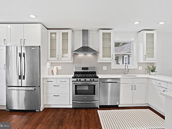 4th image of 4508 Clearbrook Ln