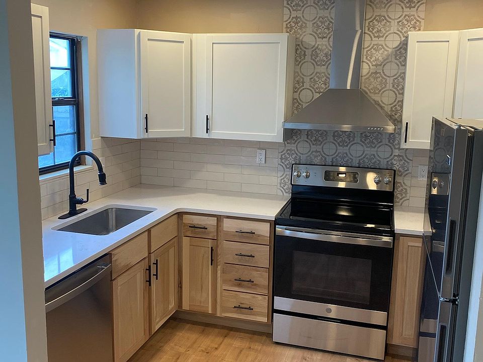 1st image of 5286 Brandy Oaks Ln