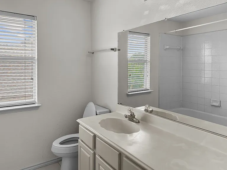 2509 Heather Glen Dr — Photo 20