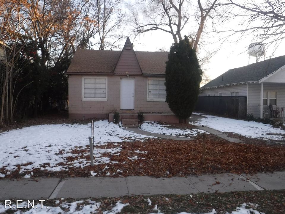 1st image of 79 W Robert Ave