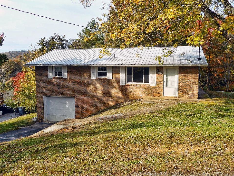 1st image of 137 Blue Bell Dr