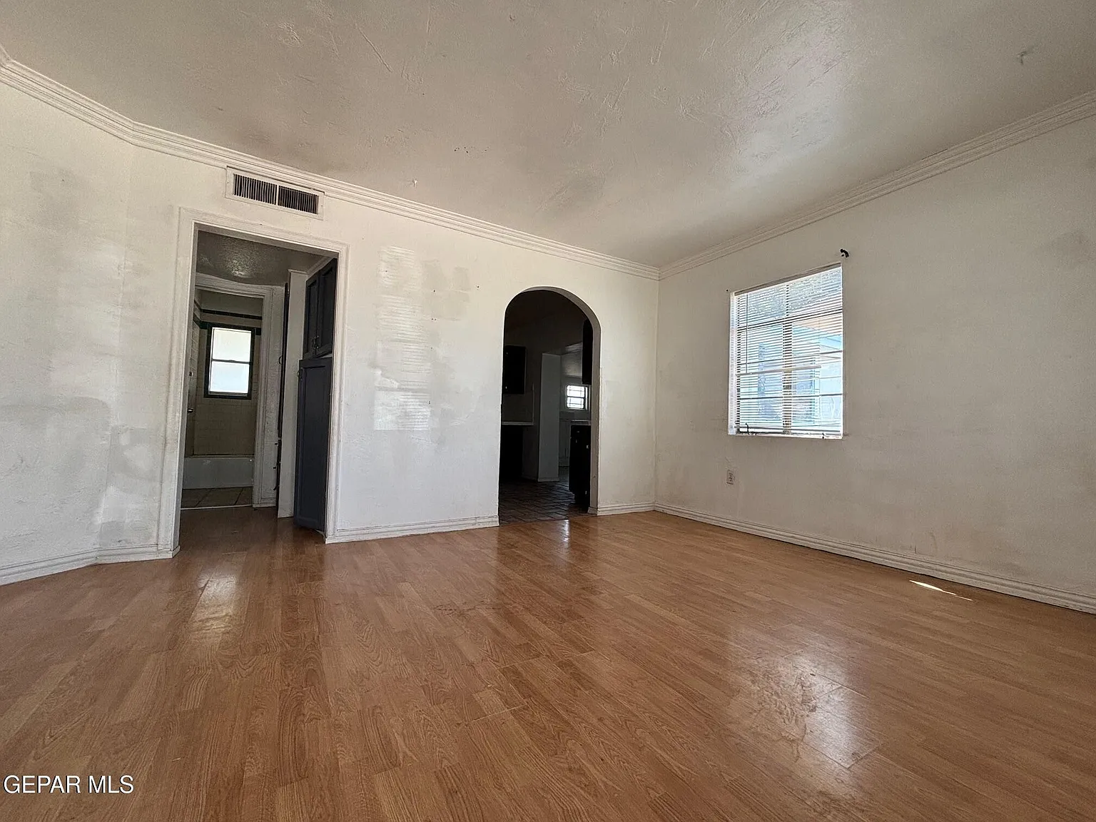 2 bed, 1.0 bath, 960 sqft, $1,200 — Photo 3
