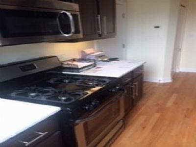2nd image of 1418 W Lunt Ave APT 1N