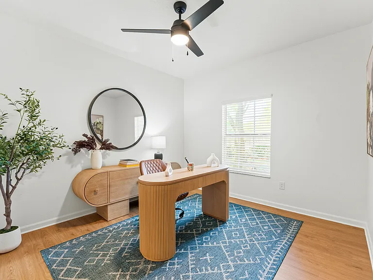 Perse Apartments — Photo 14
