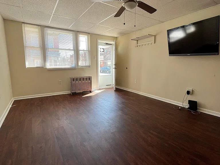 2518 Memphis St #1 — Photo 2