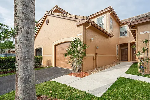 1597 Barcelona Way Photo 1