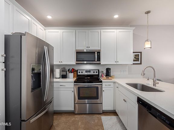 4th image of 2511 W QUEEN CREEK Road #143