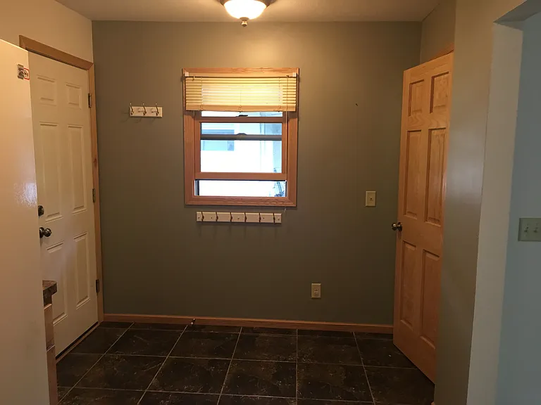 2780 Farrington St — Photo 5