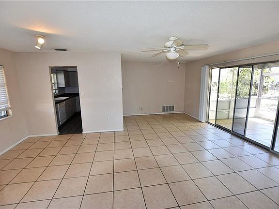 3rd image of 3858 Sugar Ln