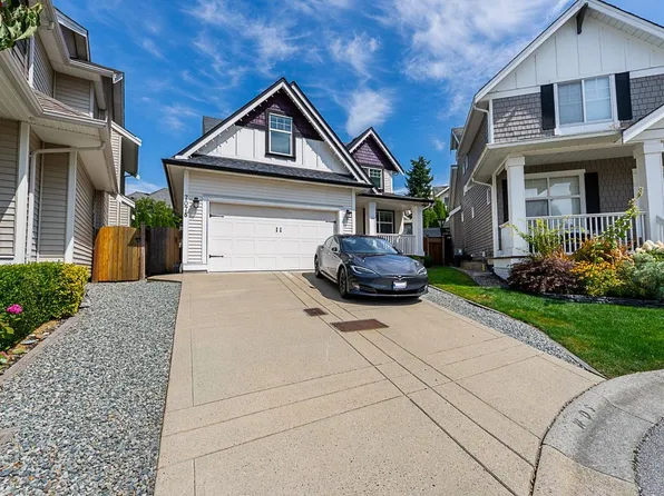 7078 179th St, Surrey, BC V3S 7A3