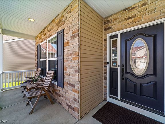3rd image of 10329 Redbud Dr