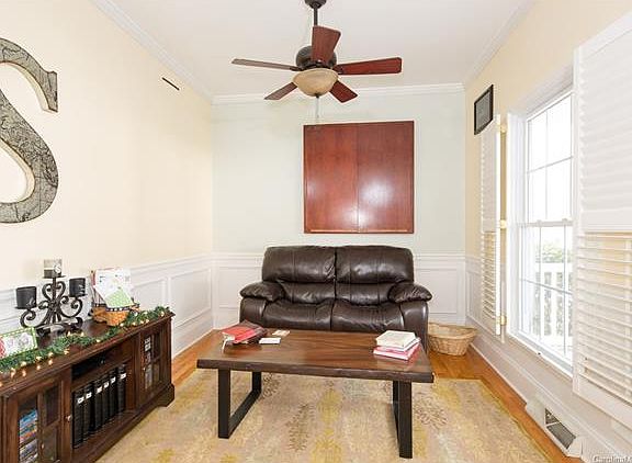 2nd image of 309 Chelveston Dr