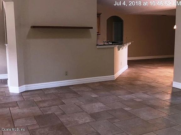 4th image of 10040 SE 42nd Ct