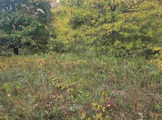 348 Cross Trl, Wonewoc, WI 53968