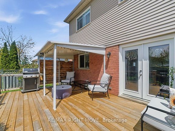 4th image of 470 Saint Vincent St