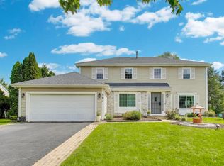 503 Edinburgh Ln, Dundee, IL 60118