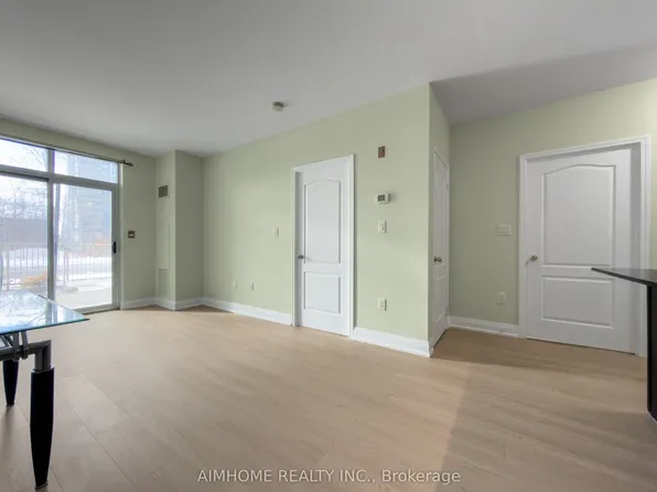 4600 Steeles Ave E #112, Markham, ON L3R 5J1