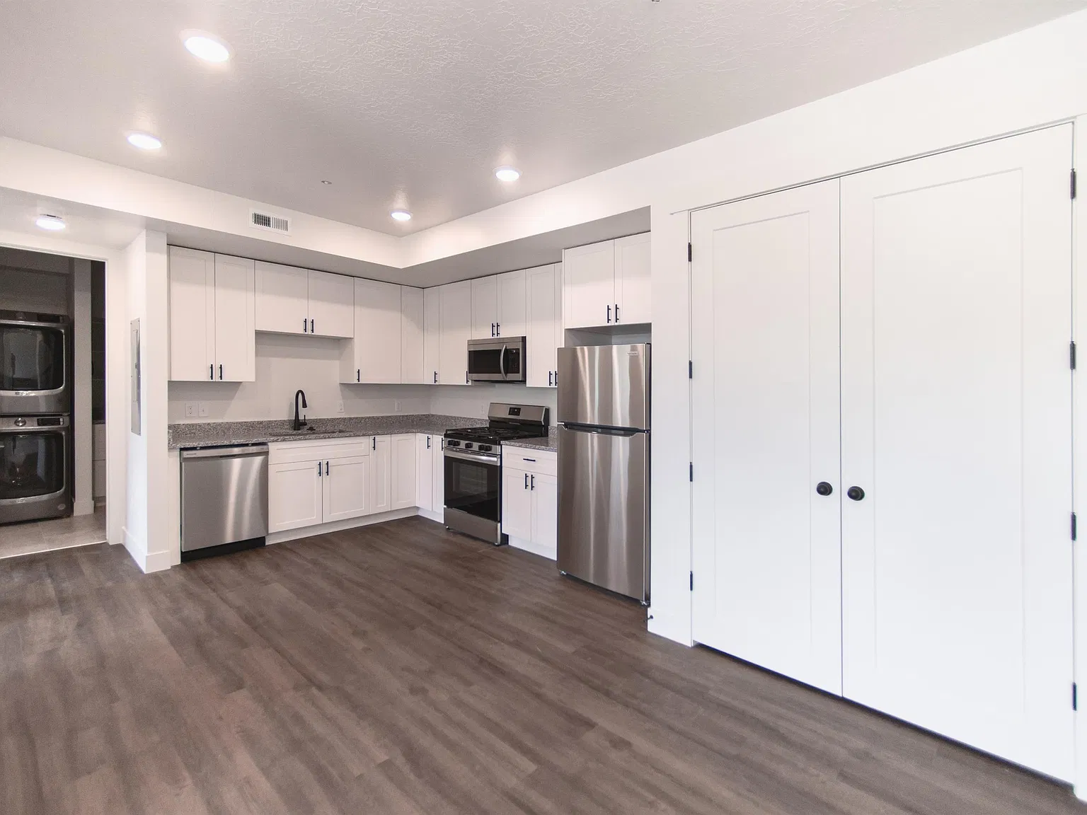 20 South 100 West - 304 — Photo 3
