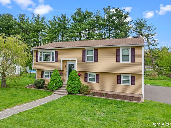 4th image of 126 Cartpath Drive