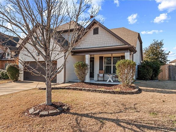 2nd image of 11706 Belle Meade Cir