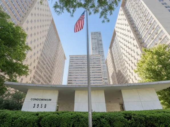 3950 N Lake Shore Dr #2103A, Chicago, IL 60613