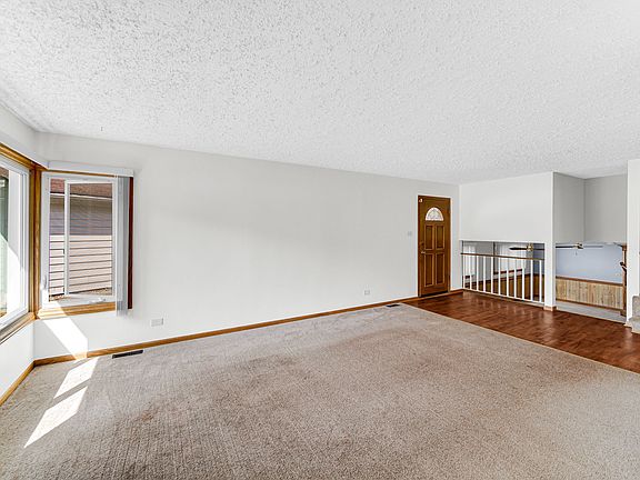 5th image of 5539 Mary Ann Ct