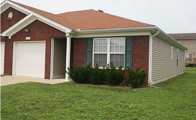 2nd image of 2501 Emma Katherine Ln