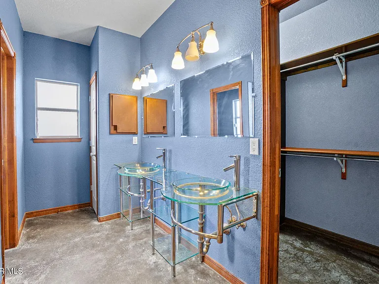 1230 Olga Mapula Dr — Photo 29