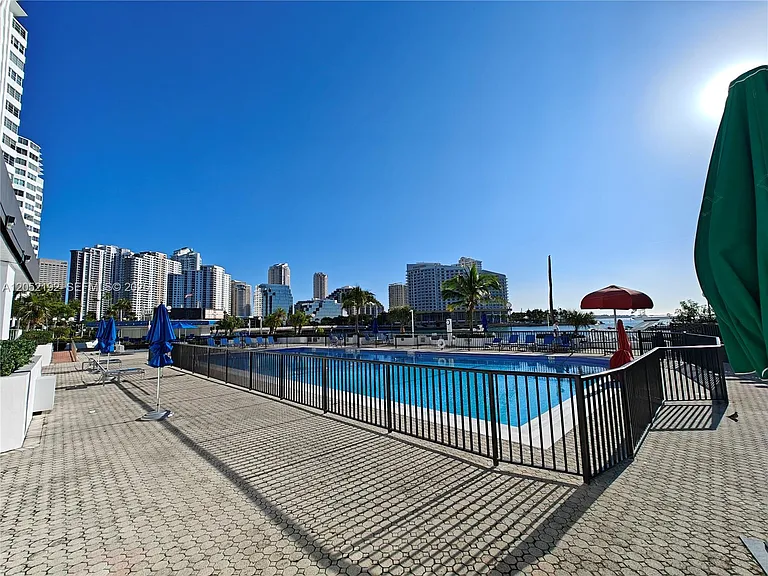 825 Brickell Bay Dr #350 — Photo 19